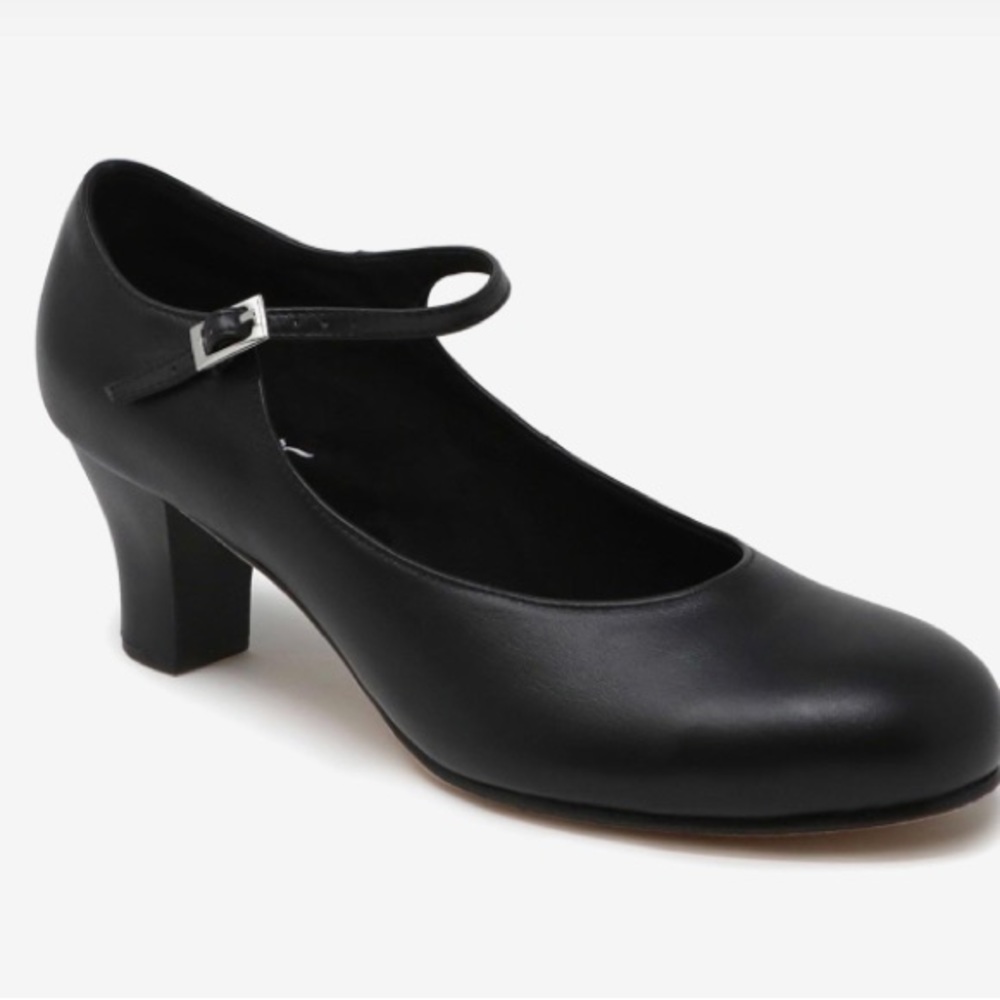Capezio  Cassie character shoe size 4 girls
